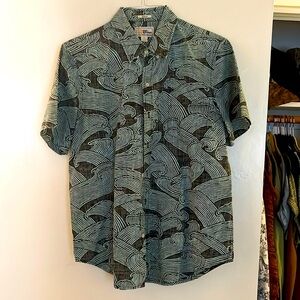 Reyn spooner almost new, worn 3 times.